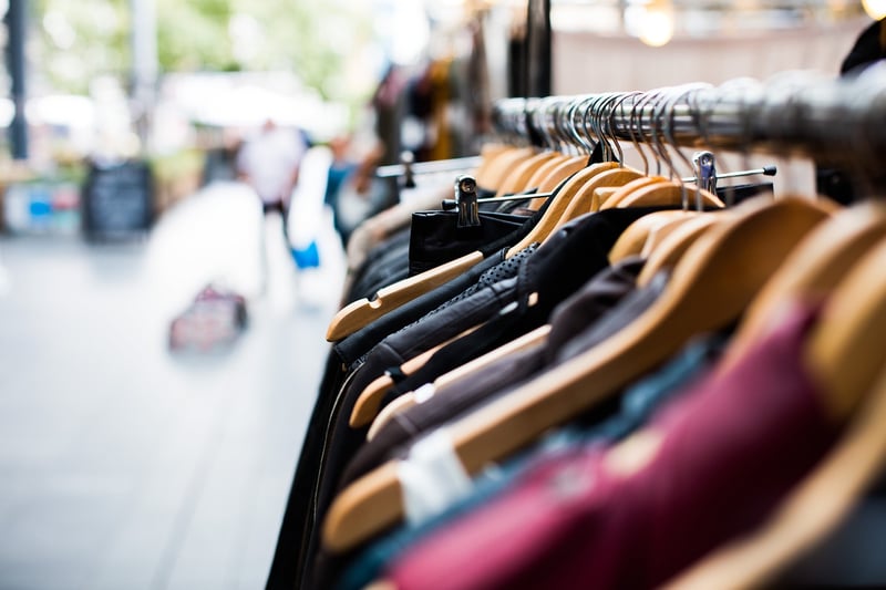 Second-Hand Fashion